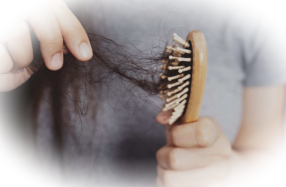 Популярные способы борьбы с выпадением волос
