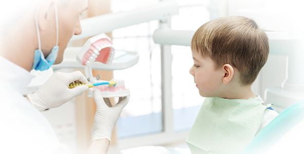 Маленький Ребенок, Детский Стоматолог И Мы