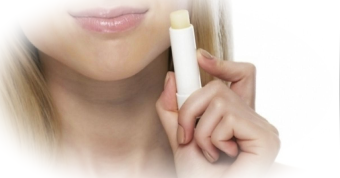 Как правильно выбрать защитный бальзам для губ?