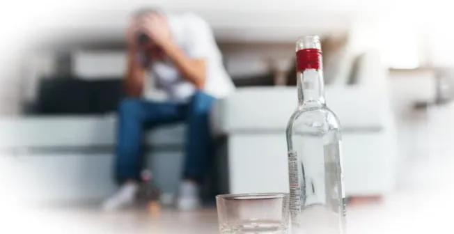 Похмелье и головная боль после алкоголя - можно ли принимать обезболивающее?