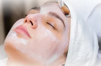 Молочный пилинг: показания, противопоказания, этапы проведения процедуры