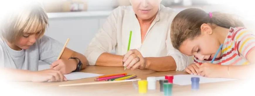 Обучение и досуг ребенка с домработницей или няней