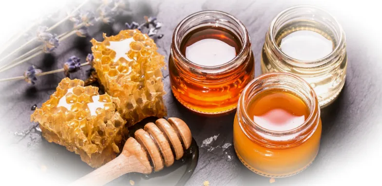 Изысканный вкус российского мёда: чем удивить гостей
