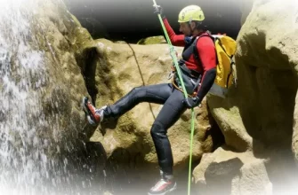 Каньонинг: что это такое и насколько это опасно