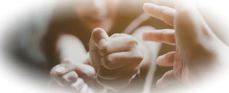 Идентификация с агрессором